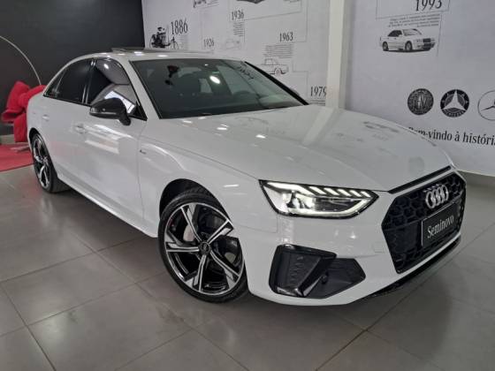 AUDI A4 2.0 TFSI MHEV S LINE QUATTRO S TRONIC AUDI A4 2.0 TFSI MHEV S LINE QUATTRO S TRONIC